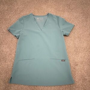 FIGS Women's scrub top